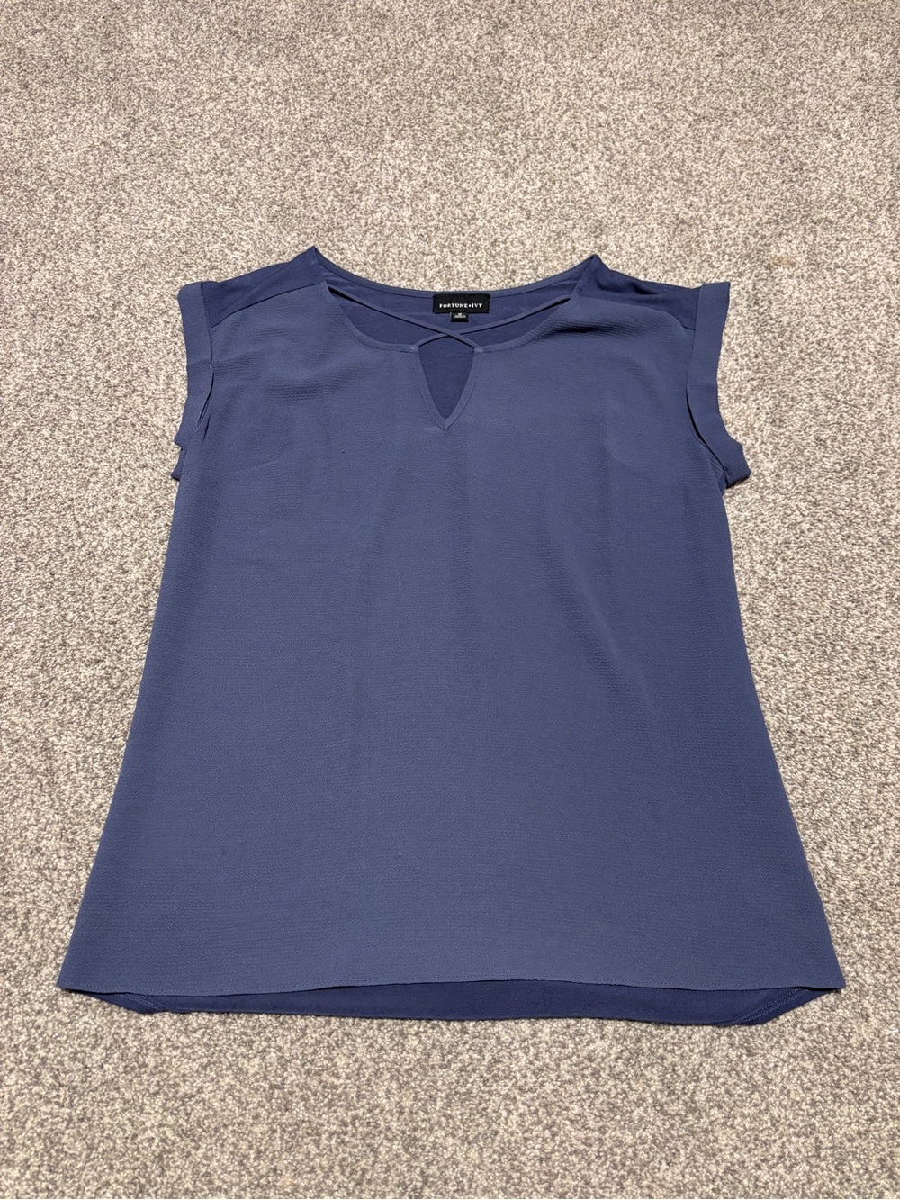 Fortune + Ivy Navy Cap Sleeve Keyhole Blouse (M)